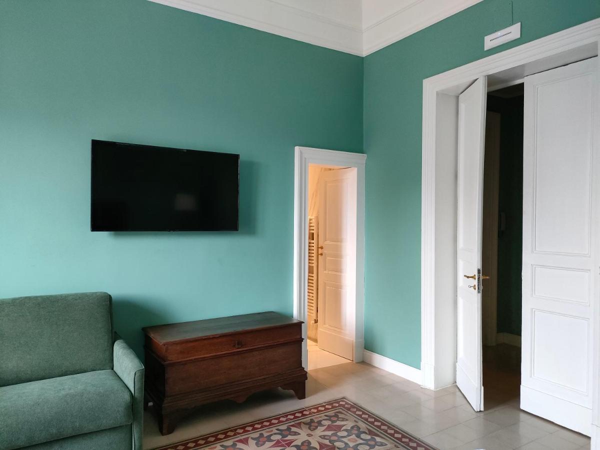 Apartamento Finestre In Piazza CTA Exterior foto